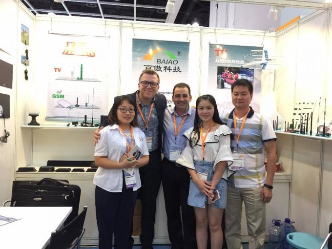 Kính thiên văn 5 - 28dBi Ăng-ten Wi-Fi TV trên ô tô với đĩa hút 10